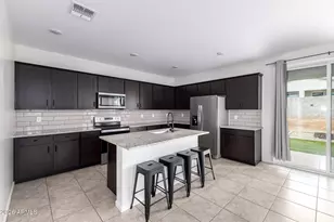 17486 W Via De Luna Dr, Surprise, AZ 85387 - Photo 11