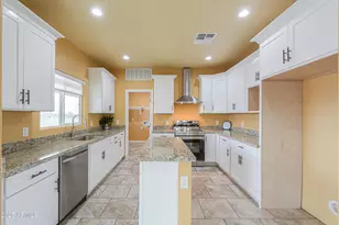 210 N Pettoshas Dr, Maricopa, AZ 85139 - Photo 15