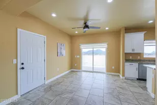 210 N Pettoshas Dr, Maricopa, AZ 85139 - Photo 9