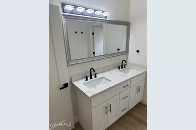 2545 N 29th Place, Phoenix, AZ 85008 - Photo 15