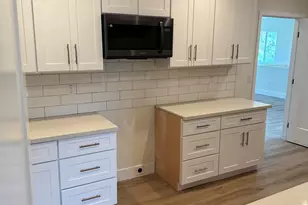 2545 N 29th Pl, Phoenix, AZ 85008 - Photo 3