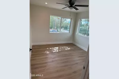 2545 N 29th Place, Phoenix, AZ 85008 - Photo 11