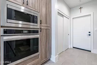 142 E Hearne Way, Gilbert, AZ 85234 - Photo 13