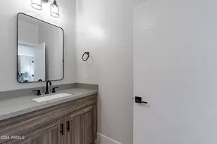 142 E Hearne Way, Gilbert, AZ 85234 - Photo 23