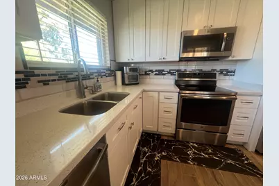 10013 W Lakeview Circle N, Sun City, AZ 85351 - Photo 5