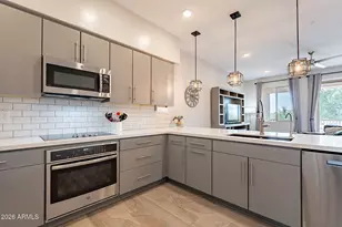 250 W Queen Creek Rd, Chandler, AZ 85248 - Photo 17