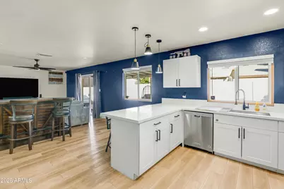 2628 W Roveen Avenue, Phoenix, AZ 85029 - Photo 3