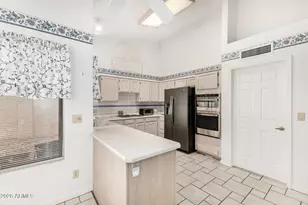 9543 W Sierra Pinta Dr, Peoria, AZ 85382 - Photo 13