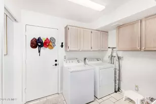 9543 W Sierra Pinta Dr, Peoria, AZ 85382 - Photo 33