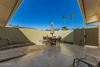 10818 W Santa Fe Drive, Sun City, AZ 85351 - Photo 17