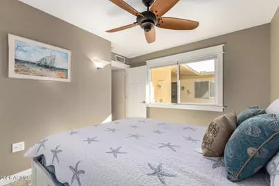 10818 W Santa Fe Drive, Sun City, AZ 85351 - Photo 17