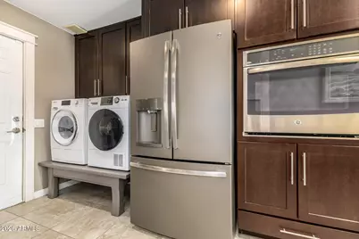 10818 W Santa Fe Drive, Sun City, AZ 85351 - Photo 13