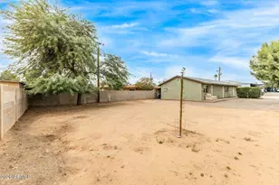 2621 E Brill St, Phoenix, AZ 85008 - Photo 9
