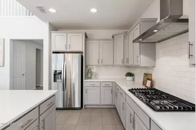 8962 W Marshall Avenue, Glendale, AZ 85305 - Photo 9