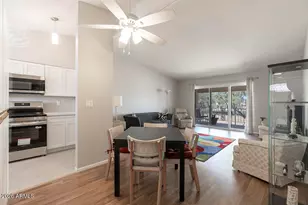 10820 N Fairway Ct W, Sun City, AZ 85351 - Photo 3