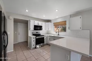 1683 W Maplewood St, Chandler, AZ 85286 - Photo 7