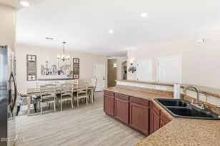 527 S Sweet Ridge Dr, Vail, AZ 85641 - Photo 9