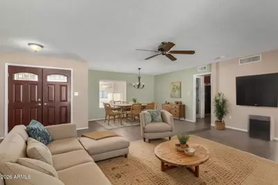 4722 E Wintu Way, Phoenix, AZ 85044 - Photo 3