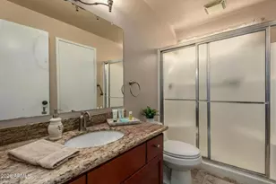 4722 E Wintu Way, Phoenix, AZ 85044 - Photo 7