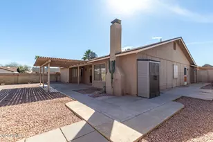 4722 E Wintu Way, Phoenix, AZ 85044 - Photo 9