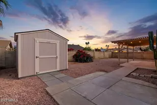 4722 E Wintu Way, Phoenix, AZ 85044 - Photo 9