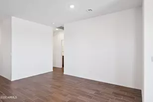 22058 N Dawn Vw Dr, Maricopa, AZ 85139 - Photo 9