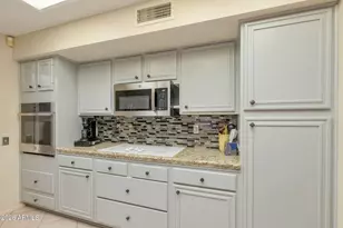 20827 N 148th Dr, Sun City West, AZ 85375 - Photo 11