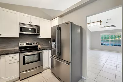 3425 E Tonto Lane, Phoenix, AZ 85050 - Photo 9