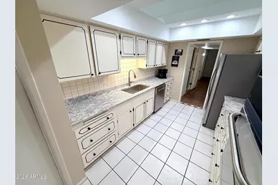 12702 W Ashwood Drive, Sun City West, AZ 85375 - Photo 11