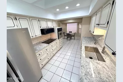 12702 W Ashwood Drive, Sun City West, AZ 85375 - Photo 13