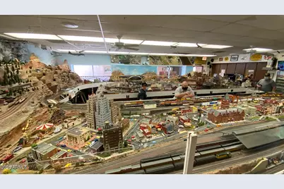 12702 W Ashwood Drive, Sun City West, AZ 85375 - Photo 39