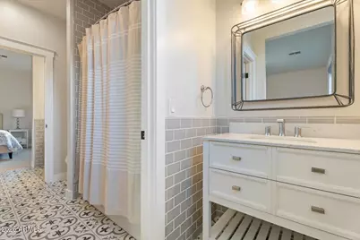 3838 E Devonshire Avenue, Phoenix, AZ 85018 - Photo 25