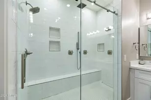 2252 E South Mountain Ave, Phoenix, AZ 85042 - Photo 27