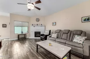 320 S 70th St, Mesa, AZ 85208 - Photo 7