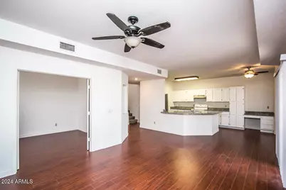 11022 W Laurelwood Lane, Avondale, AZ 85392 - Photo 13