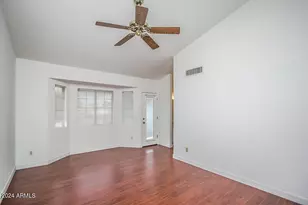 11022 W Laurelwood Ln, Avondale, AZ 85392 - Photo 23