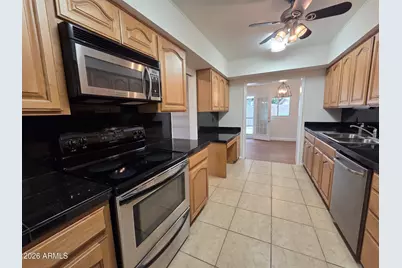 1825 E Orange Drive, Phoenix, AZ 85016 - Photo 5