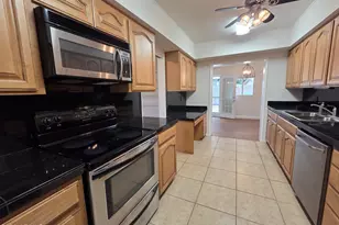 1825 E Orange Dr, Phoenix, AZ 85016 - Photo 5