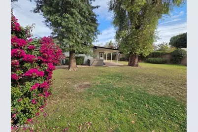 1825 E Orange Drive, Phoenix, AZ 85016 - Photo 9