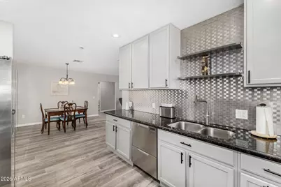 3224 N 26th Place, Phoenix, AZ 85016 - Photo 11