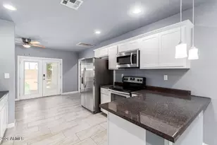 1636 E Whitton Ave, Phoenix, AZ 85016 - Photo 1