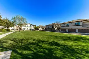 1861 E Frye Rd, Gilbert, AZ 85295 - Photo 33