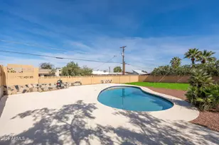 108 E Monte Wy, Phoenix, AZ 85042 - Photo 41