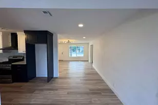 108 E Monte Wy, Phoenix, AZ 85042 - Photo 13