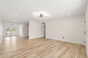 108 E Monte Wy, Phoenix, AZ 85042 - Photo 11