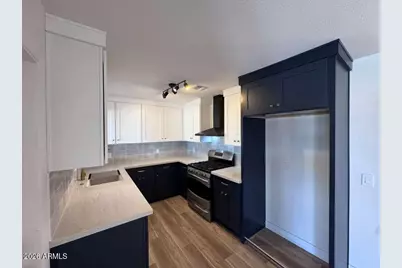 108 E Monte Way, Phoenix, AZ 85042 - Photo 7