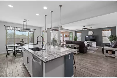 14369 W Wethersfield Road, Surprise, AZ 85379 - Photo 17