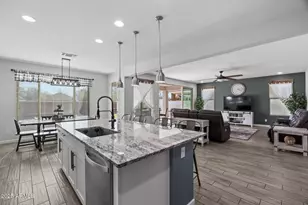 14369 W Wethersfield Rd, Surprise, AZ 85379 - Photo 17