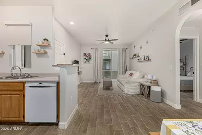 2929 W Yorkshire Drive #1085, Phoenix, AZ 85027 - Photo 7