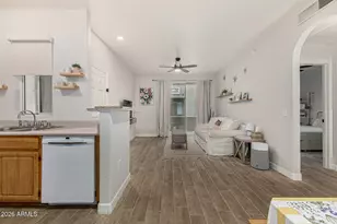 2929 W Yorkshire Dr, Phoenix, AZ 85027 - Photo 7